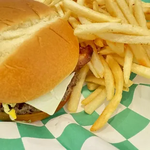 Cheeseburger and fry