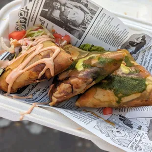 Samosas from Samosa Shop | Instagram: @telephonesmoothie