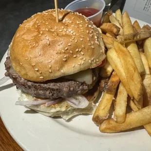 Rineer Family Farms Burger