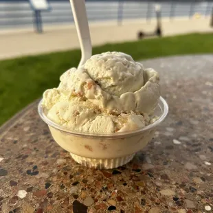 Key lime pie ice cream