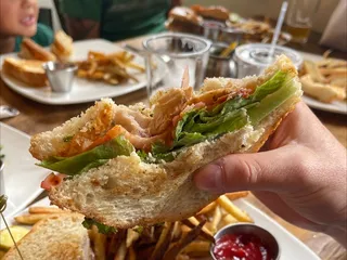 Thirsty Barrel Taphouse & Grille