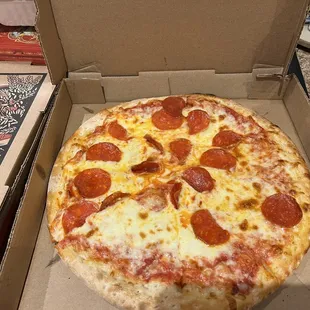 Pepperoni pizza