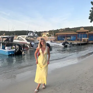 Lexie E.