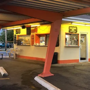 Stuff for Spanish dog!