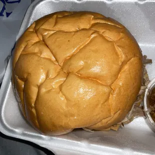 Pulled pork sandwich