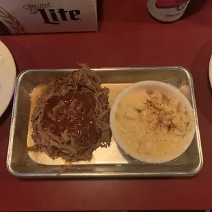 Pulled Pork, Mac n Cheese (ghost)