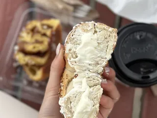 Shirley's Bagels