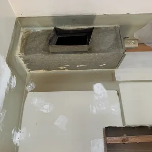 Exposed air duct