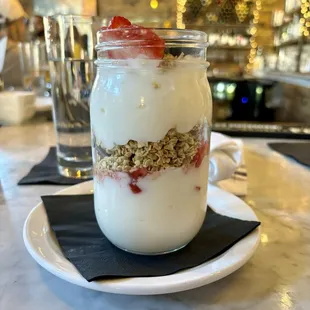 Yogurt parfait