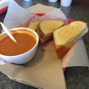 Grilled Cheese and Mater Soup!