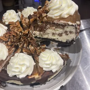 Turtle cheesecake