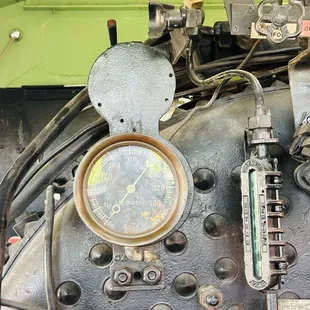 The steam gages