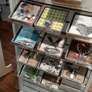 Mariposa out the wazoo!