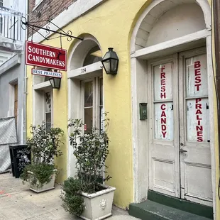 exterior/business front