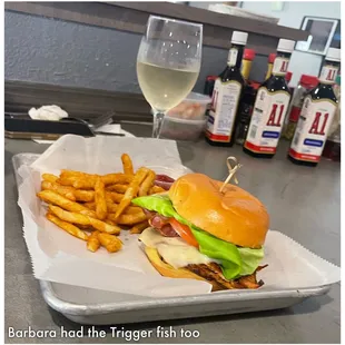 Trigger sandwich w/fries