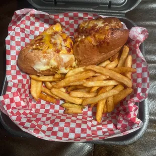 Who puts bacon bits on a tender melt thanks for screwing up my order guys