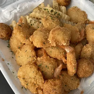 Fried shrimp dinner