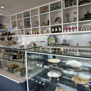 Bakery, coffee and pies!