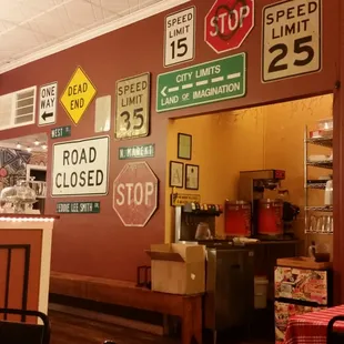 Nice quaint place in Holly Springs.