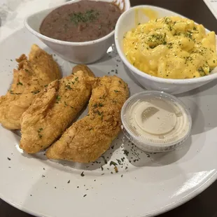 Chicken Tenders w/ Mac N Chz, Red beans n Rice
