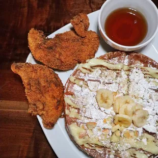 Waffle Bar - &quot;My Momma Pudding&quot; banana pudding waffle w/ chicken tenders