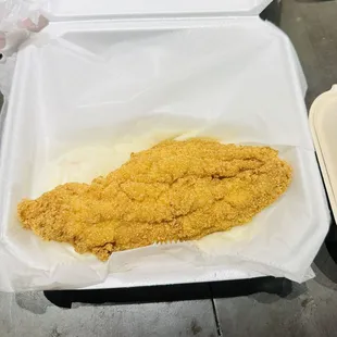 Catfish and Pepperjack Grits