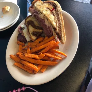 Reuben sandwich