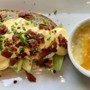 Eggs Benedict