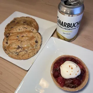 Cranberry tart, cookies