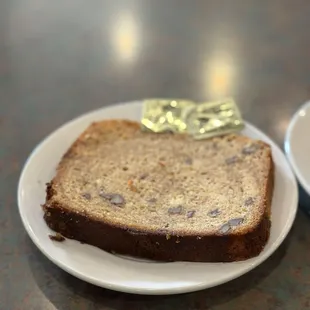 Banana nut bread