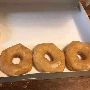 Delicious glaze donuts: 3rd dozen this week