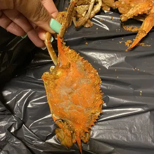The medium crabs I paid for that are definitely SMALL.