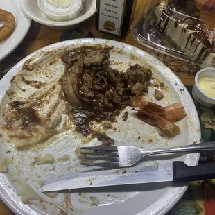 Look ma I ate alll my food!!! The aftermath of the Filet Mignon Tiger shrimp  plate