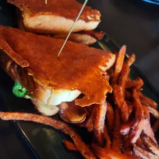 Pimento grilled cheese...yum!