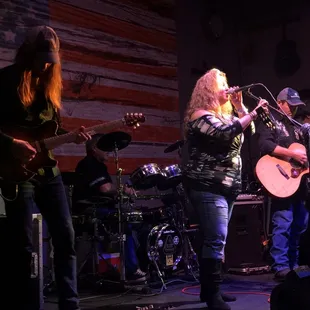 Country Music live band at Southern Social