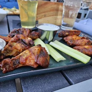 Sticky wings
