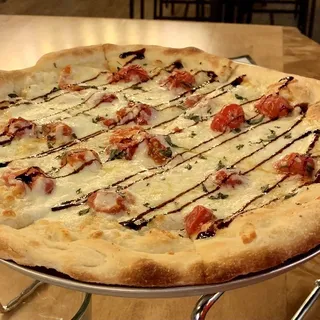 Smoked Tomato Margherita