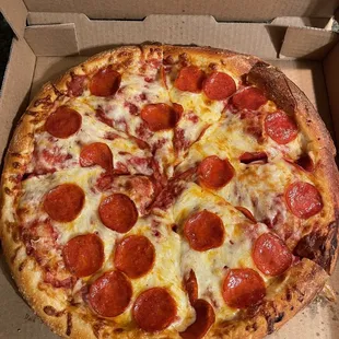 14&quot; Pepperoni Pizza