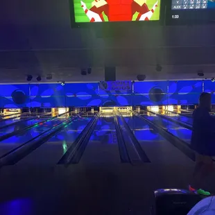 Super fun lanes with cool lights