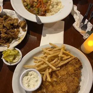 CATFISH FISH PLATER, Southern Fried Pickles and Gumbo Combo
