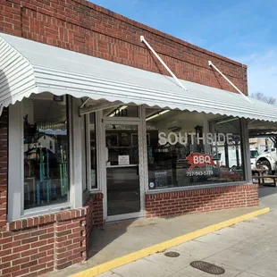 the front of the restaurant