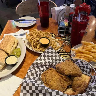 1/2 Fried Chicken Dinner