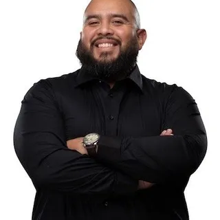 Andres L.
