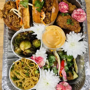 Tray party good for 2 people