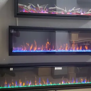 We have a variety of electric fireplaces for your new look. Let's find out which one works for you.