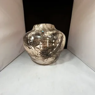 Horse hair pottery