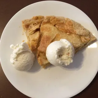Homemade Pie a la Mode