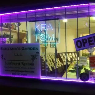 Welcome to Southwest Kratom and Santana&apos;s Garden L.L.C.