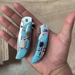 We have kind of inlay knives