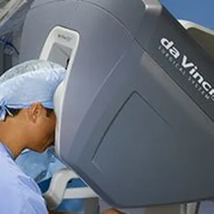 Minimally Invasive daVinci Robotic Surgery. Dr. Finkelstein has been accredited as a Master Surgeon in both robotic and gynec...